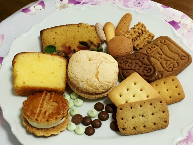 サブレ クッキー ビスケットの違いは それぞれの特徴を解説 洋菓子 恵那川上屋のスイーツコラム